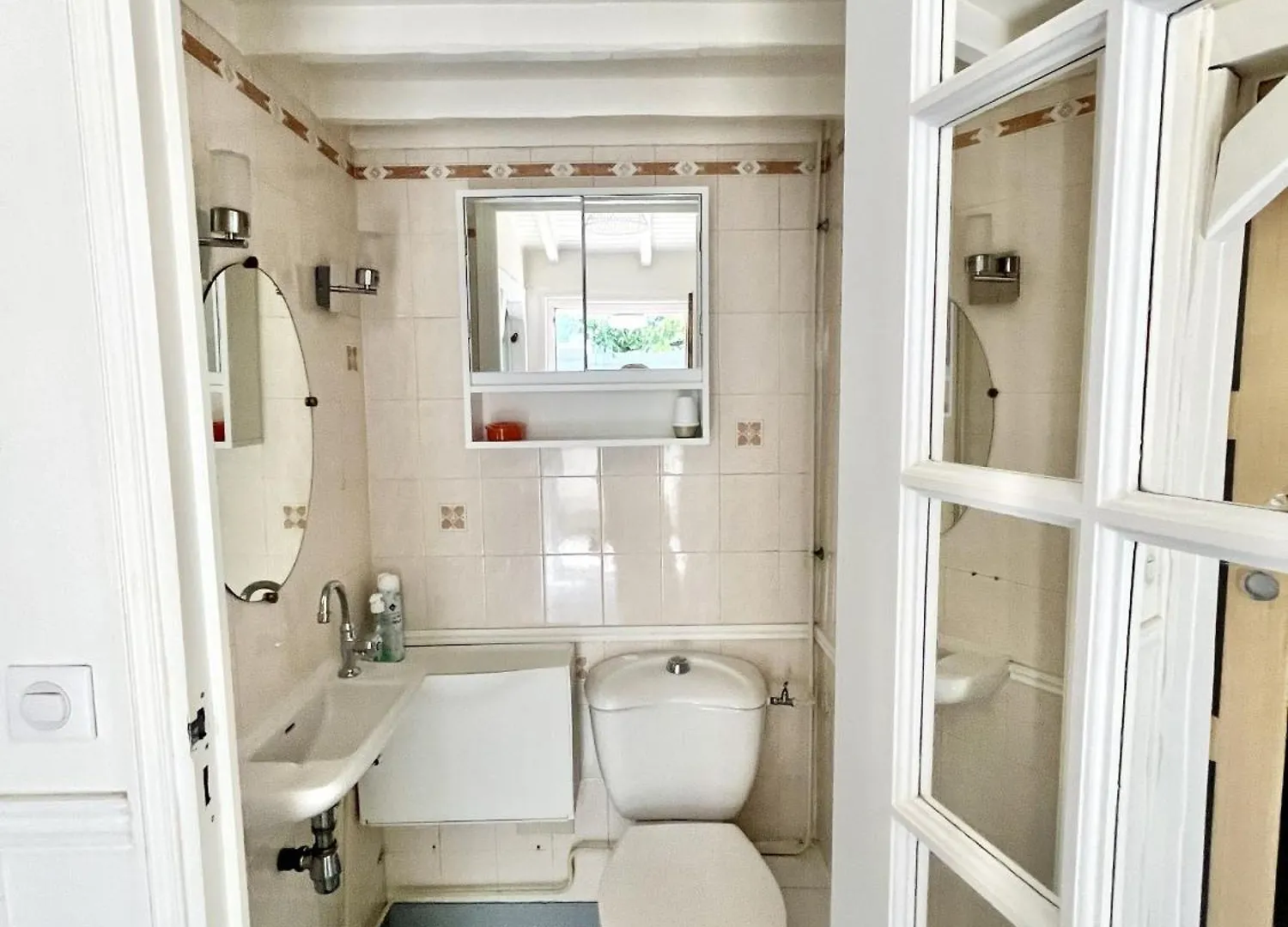 Little House 2 Bedrooms -Terrace, Antony Center Near Paris And Orly フランス